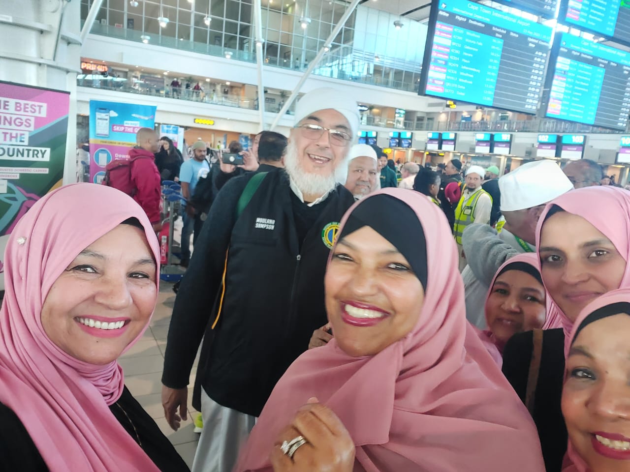 Group of pilgrims preparing for departure