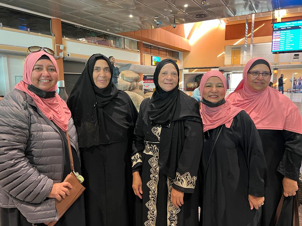 Pilgrims gathered before departure